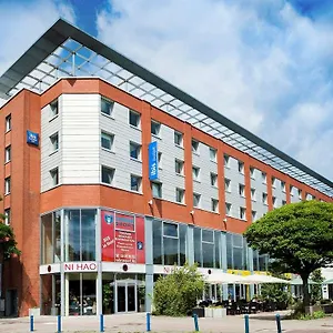 Hotel Ibis Budget Ost **