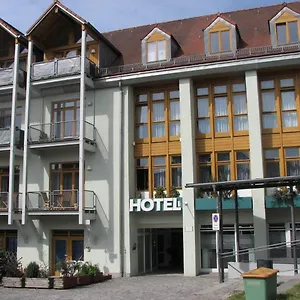 Am Hof *** Taufkirchen
