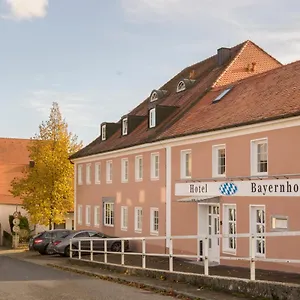 Отель Bayernhof